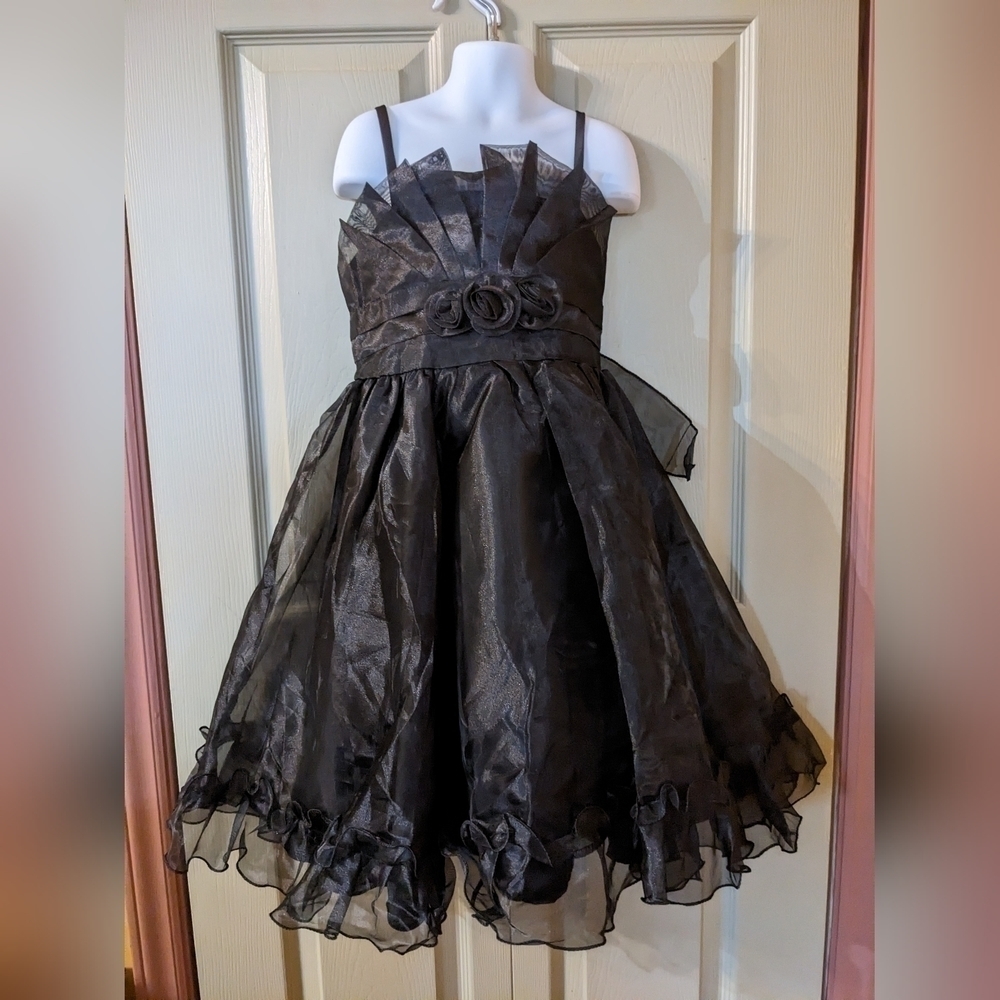 New with Tags Classic Fashion Party, wedding, baptism, Easter, T18